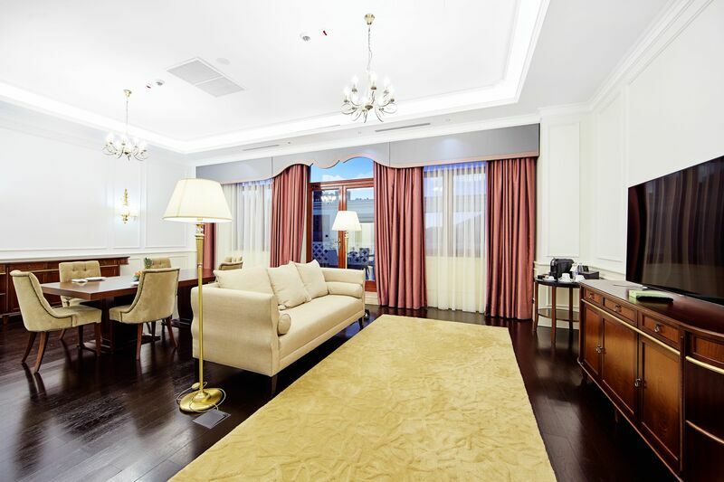 Люкс 4-местный Президентский