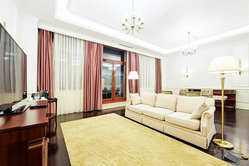 Люкс Представительский 3-местный