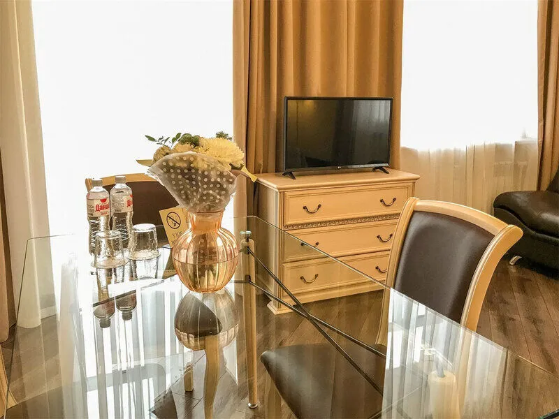 Дюлион Апарт, Ленинградская область: фото 4