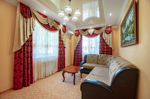 Коттедж 4-местный 3-комнатный Люкс (№5)