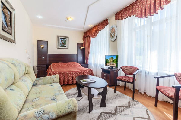 Люкс 2-местный 2-комнатный (корпус 11)