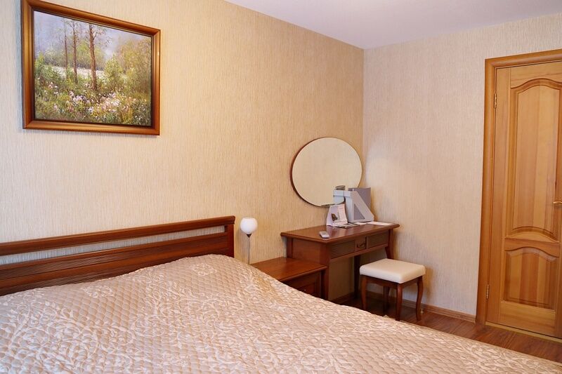 Junior Suite 1-местный 2-комнатный (корпус 1)