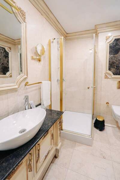 4 Королевский люкс