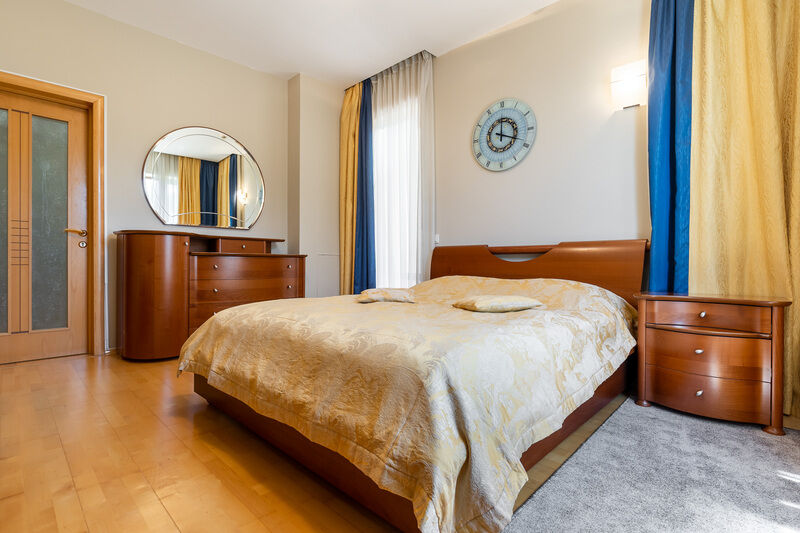 Вилла 11-местная 9-комнатная