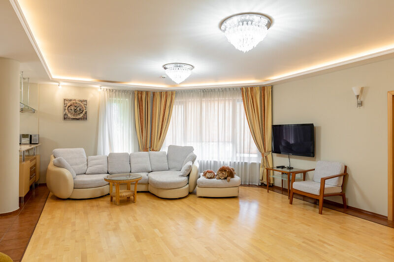 Вилла 11-местная 9-комнатная