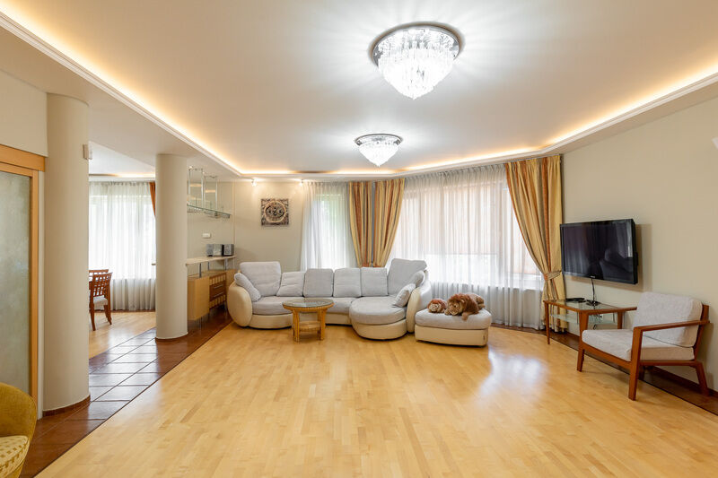 Вилла 11-местная 9-комнатная