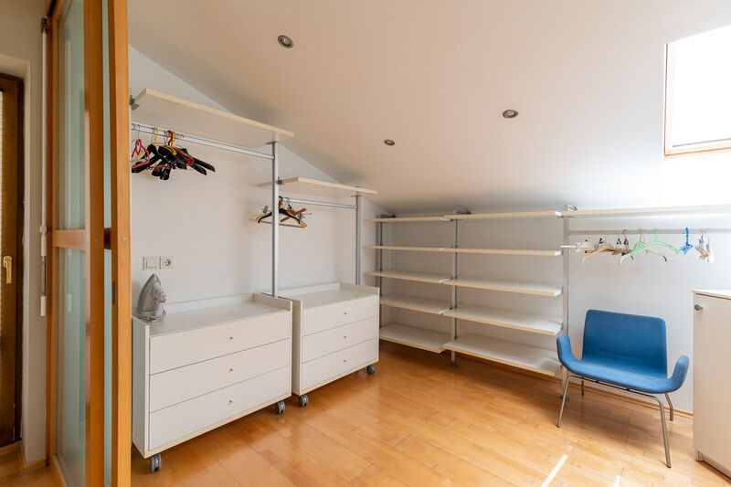 Вилла 11-местная 9-комнатная