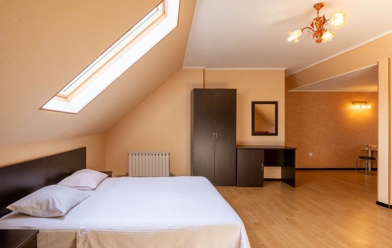 Студия 2-местный 2-комнатный (с кухней и балконом)