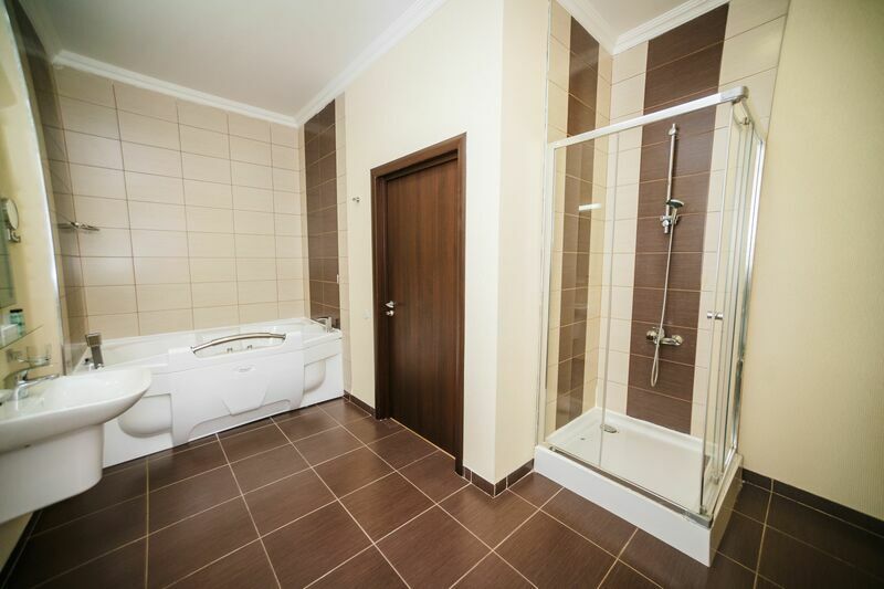 Таунхаус 8-местный (Поляна 960, 4 спальни)