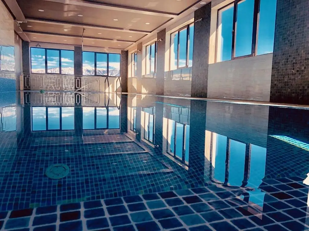 Бассейн | Shanti Palace Hotel, Краснодарский край
