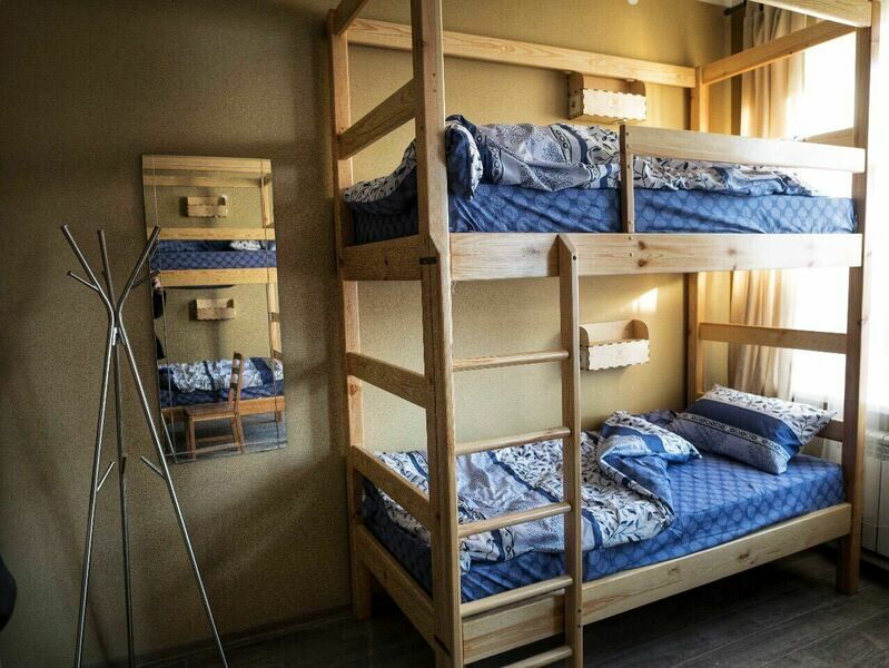 Место в 8-местном (М/Ж)