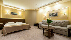 3-x местный 2-х комн. люкс семейный, Отель У Заполярья, Сочи