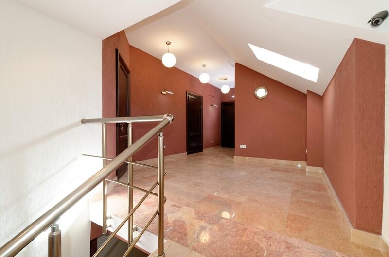 Холл мансарда | Новое время, Краснодарский край