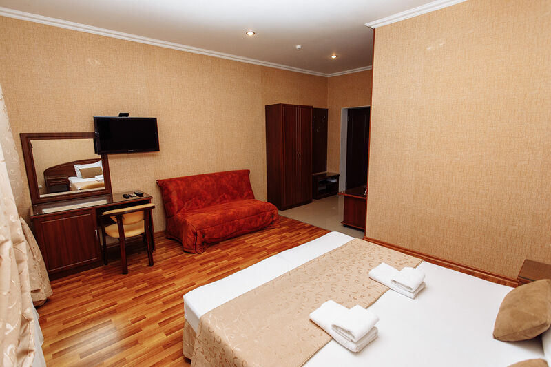 Стандартный 4-местный (с балконом)