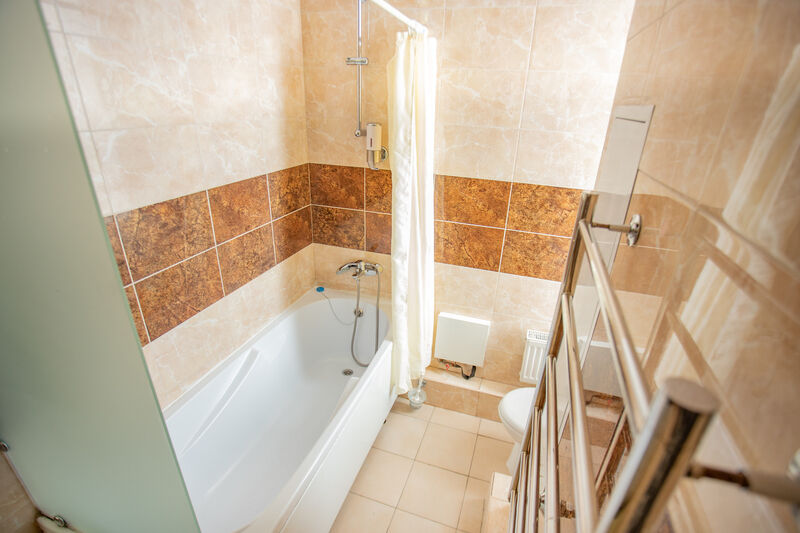 Апартаменты №302