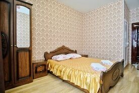 Стандарт 2-местный  с 2-спальной кроватью, Гостевой дом Корона, Адлер