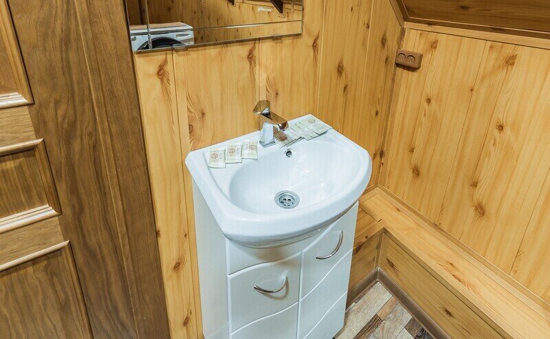 Улучшенный люкс