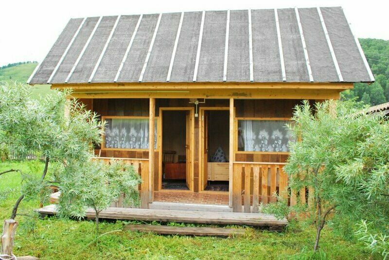 Гостевой дом семьи Приезжевых «Наш дом», Топольное, Алтайский край