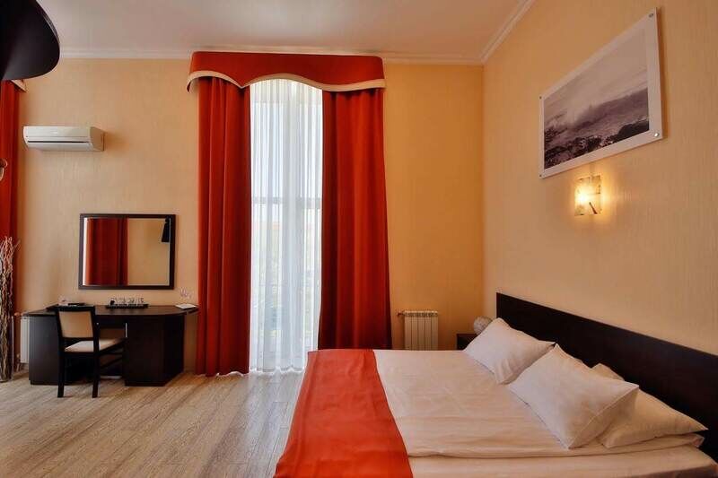 Студия 2-местный 1-комнатный (с балконом)