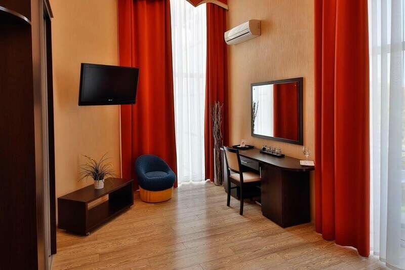 Студия 2-местный 1-комнатный (с балконом)