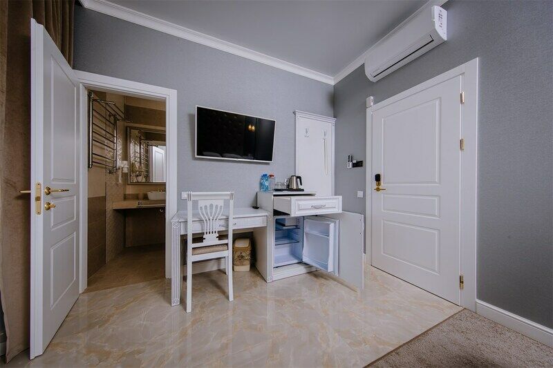 Улучшенный 2-местный 1-комнатный (с балконом)