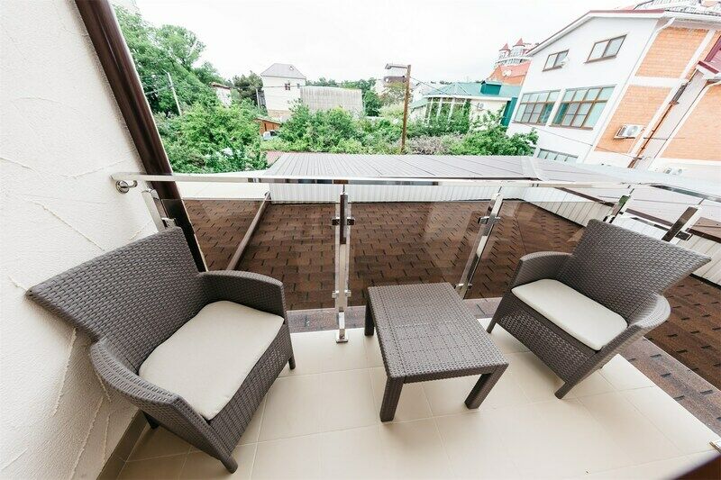 Улучшенный 2-местный 1-комнатный (с балконом)