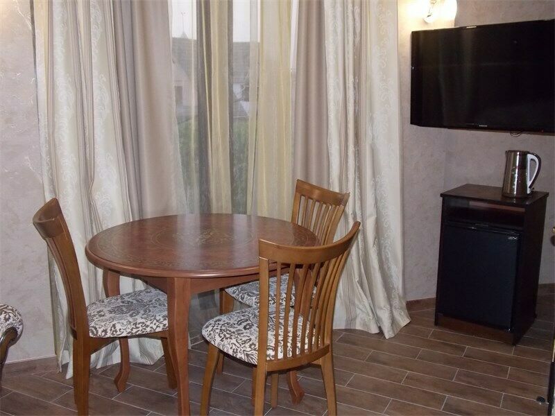 635816492222137938-daab94c8-0a29-44fa-a354-5cbac7c78407