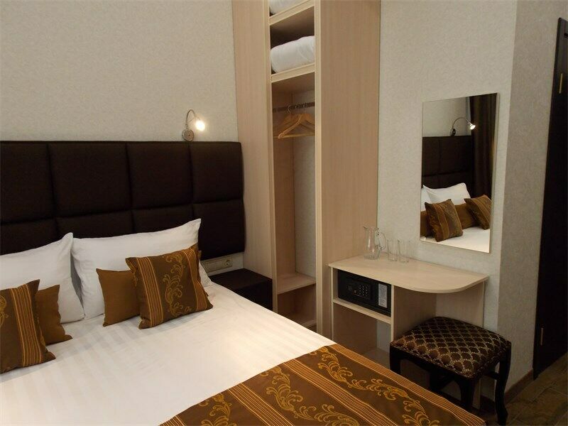 635816593750055378-79138912-22fe-44f2-87ee-b387b948d2b6