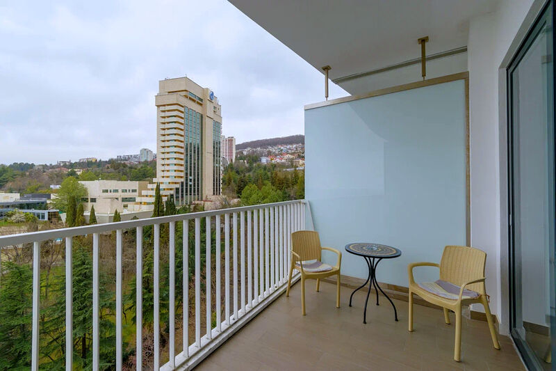 Люкс 5-местный 2-комнатный