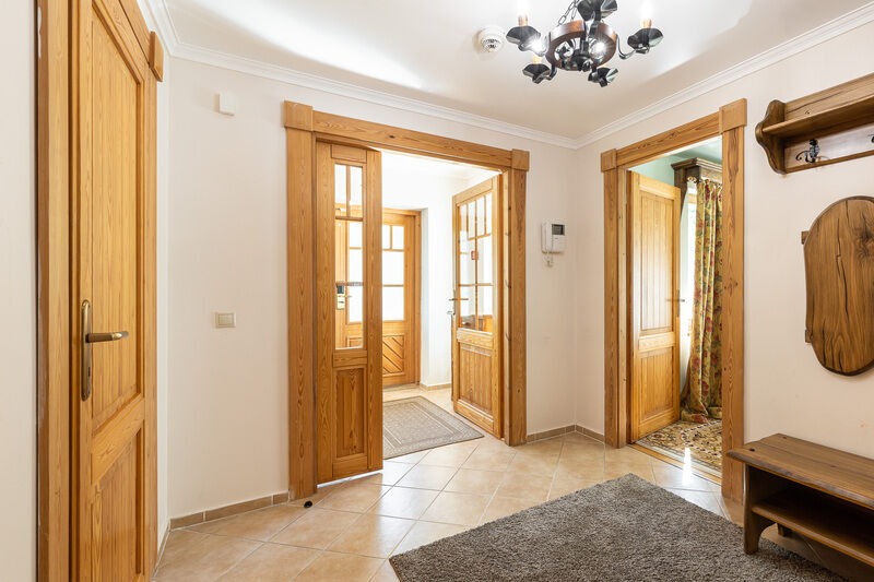 Вилла 8-местная 5-комнатная