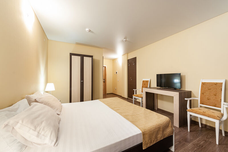 Стандартный 2-местный (с балконом, корпус Б)