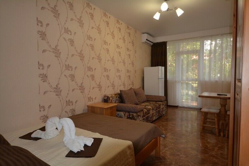 Четырехместный-номер-с-террасой-4-1