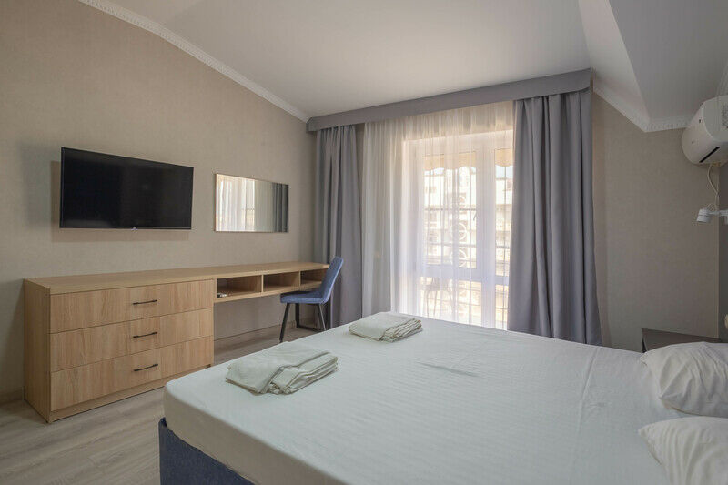 Люкс 6-местный 2-комнатный