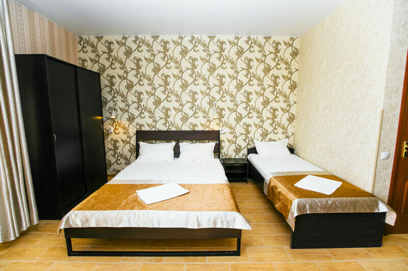 Комфорт 4-местный (с балконом)