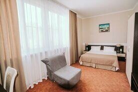 Двухместный номер Standard двуспальная кровать, Курортный отель Golden Hills, Туапсе