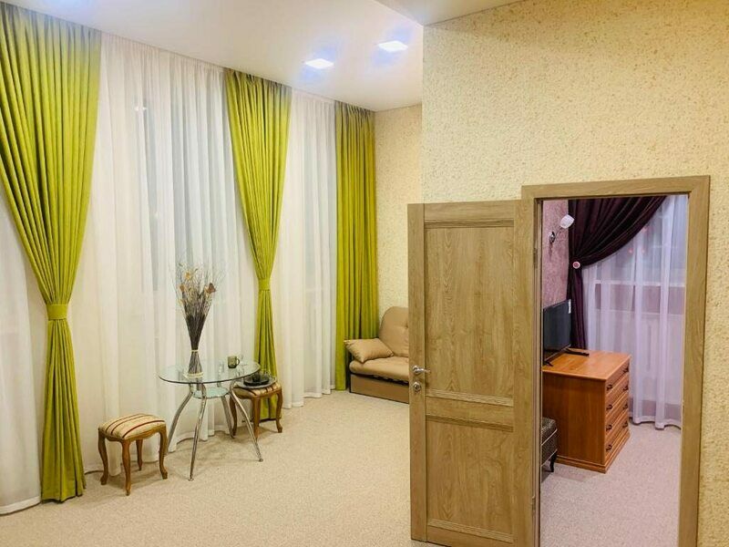 Люкс 2-местный 2-комнатный (Семейный)