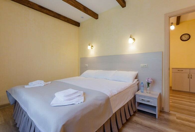 Дом 4-местный (с 2 спальнями)