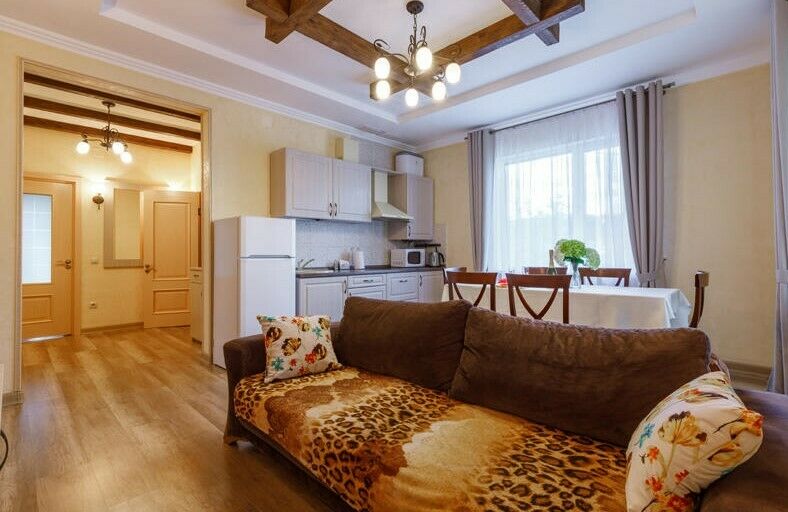 Дом 4-местный (с 2 спальнями)