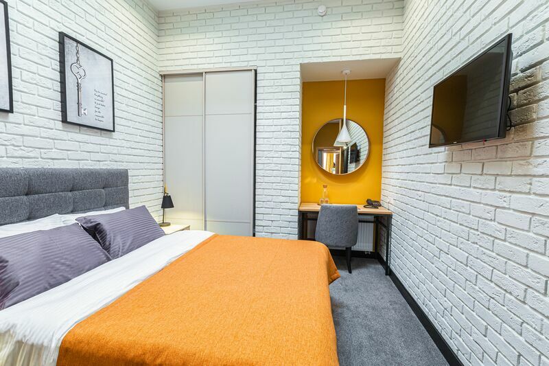 Эконом 2-местный (Зенитное окно, DBL)