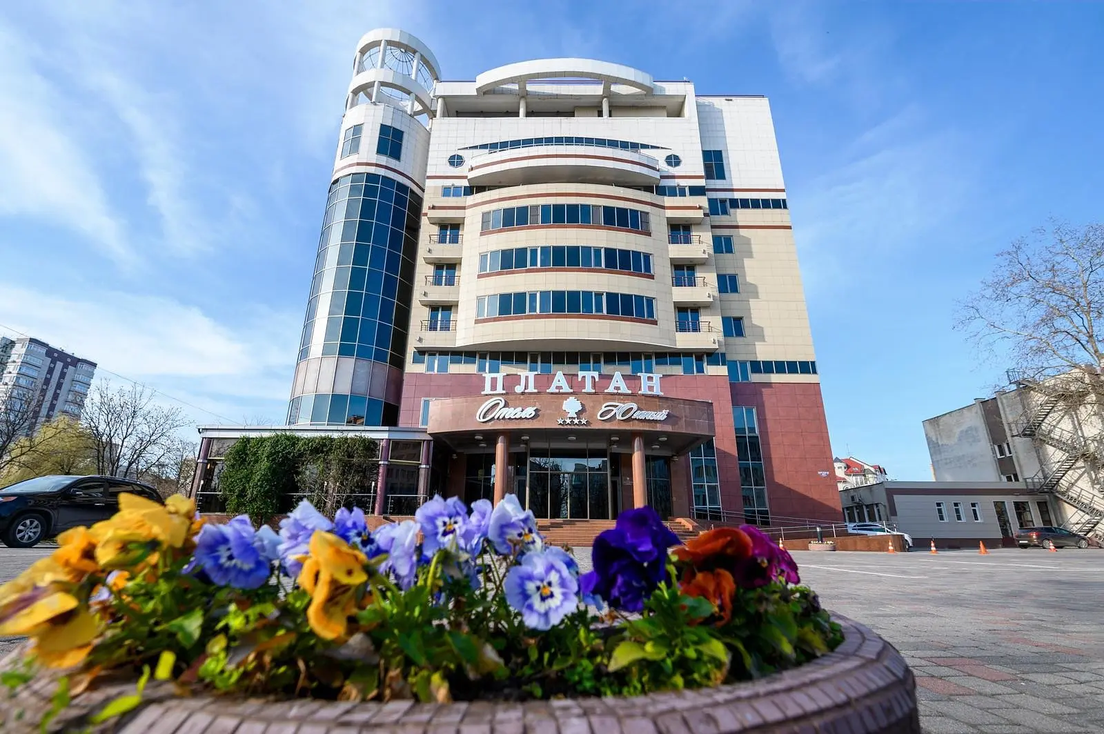 Отель Платан Южный, Краснодар, Краснодарский край