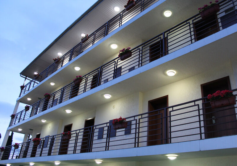 Внешний вид | Бристоль, Краснодарский край