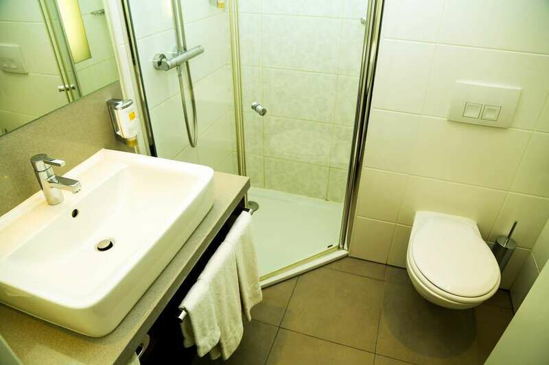 Стандартный 1-местный