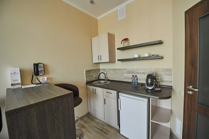 Сюит 2-местный