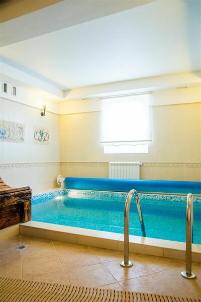 Царский дом 8-местный