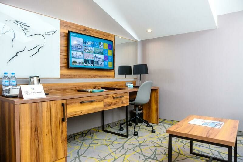 Делюкс 2-местный (Deluxe Mansarda)