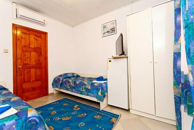 Полулюкс 2-местный с 2 1-спальными кроватями