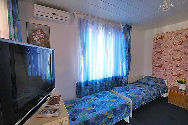 Эконом 3-местный с 3 1-спальными кроватями