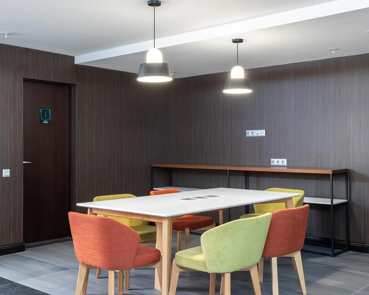 Лобби | Holiday Inn Chelyabinsk, Челябинская область