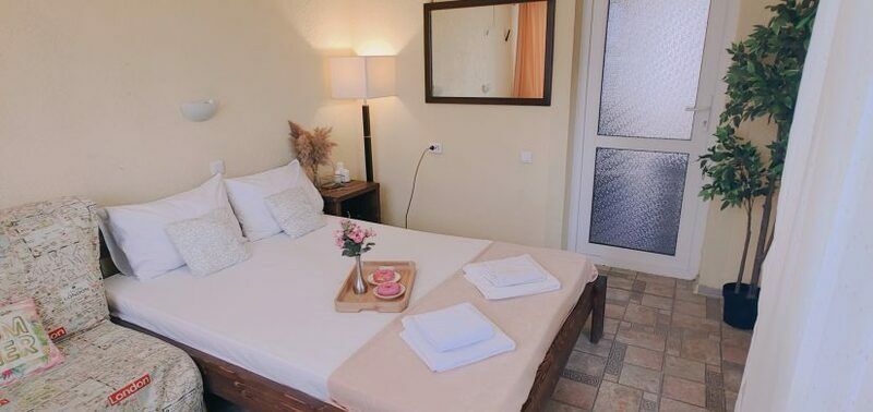 Апартаменты 6-местный 2-комнатный (с мини-кухней)