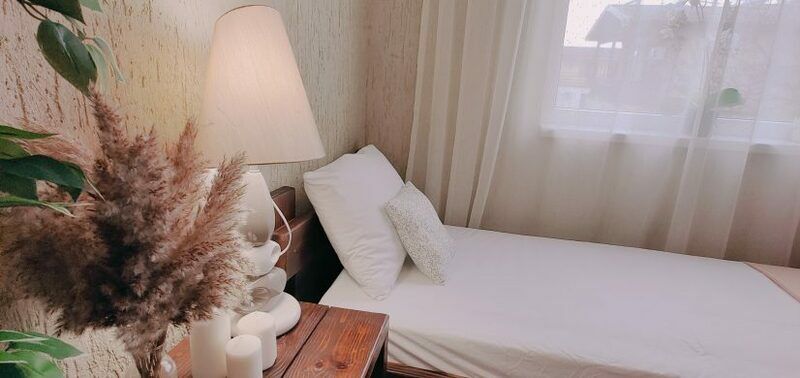 Полулюкс 2-местный (вид на территорию)